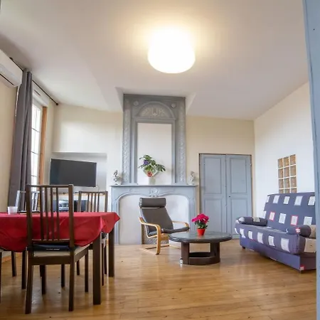 Etape Gimontoise 32 Apartment Exterior photo